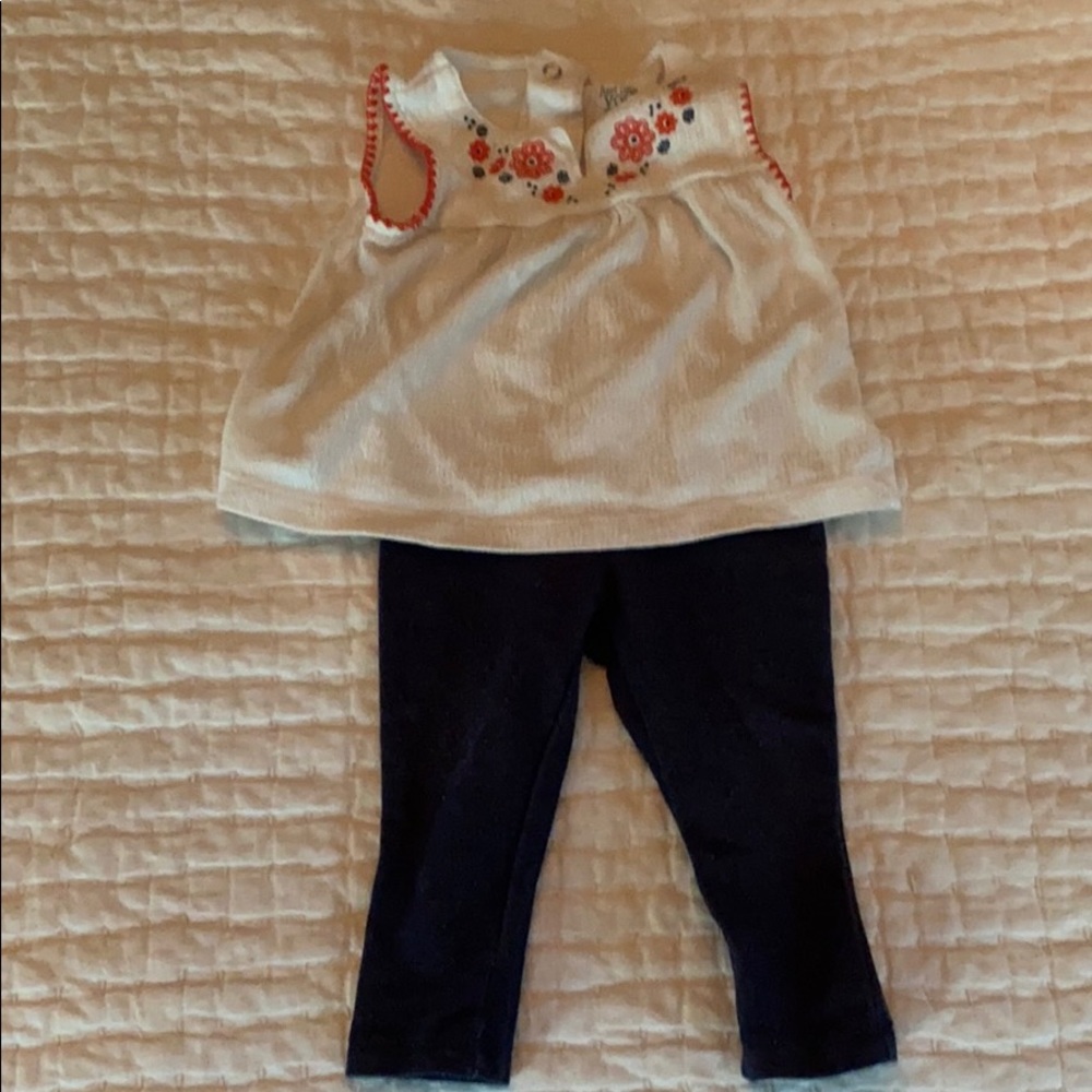 ** 6 for $25** Summer Top and Jeggings